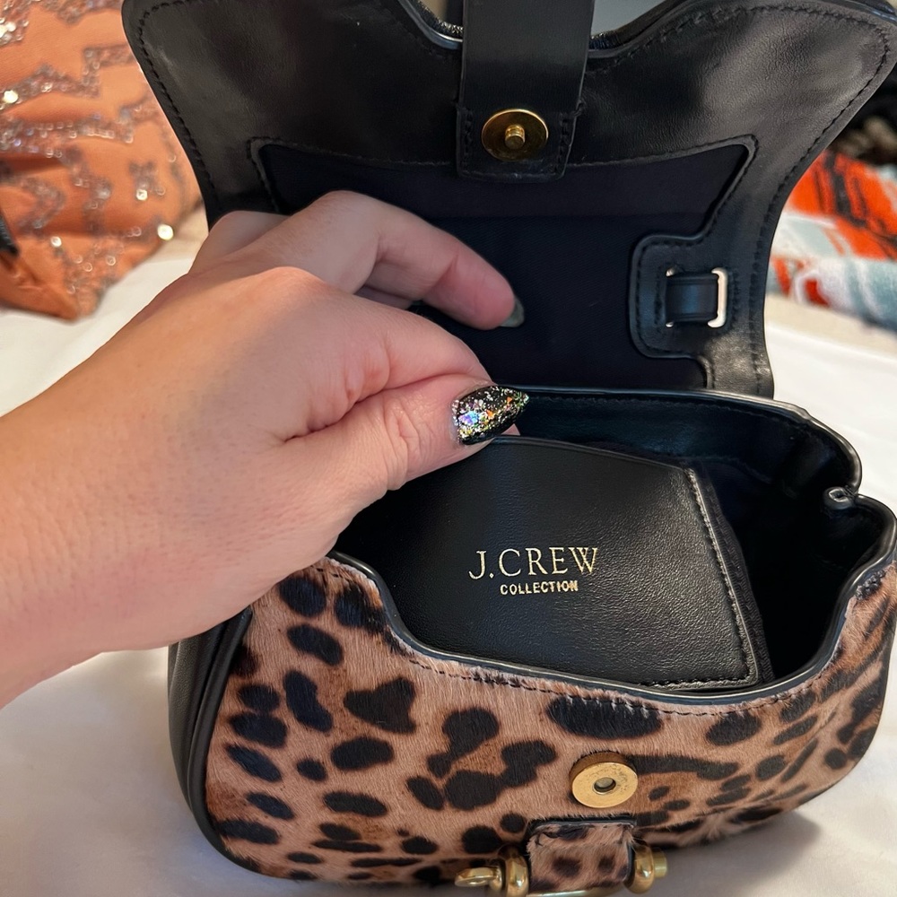 Small leopard cross body bag - Picture 4 of 6